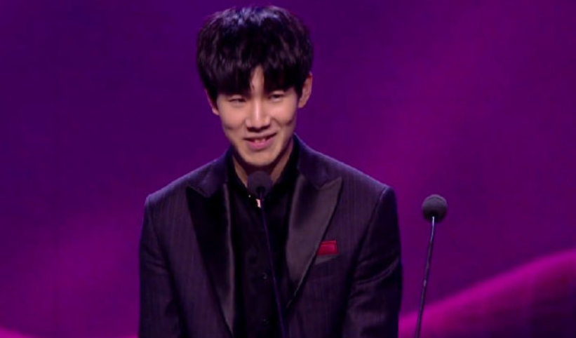 球中不可或 球中不可或